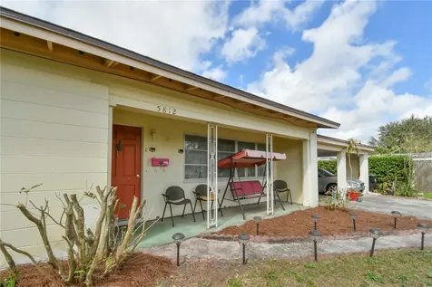 5812 Luzon Place Orlando FL 32839