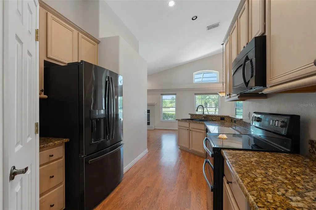 614 Canary Island Court Orlando FL 32828