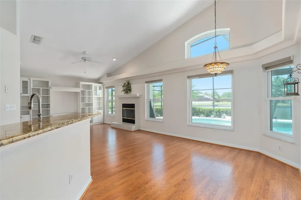 614 Canary Island Court Orlando FL 32828