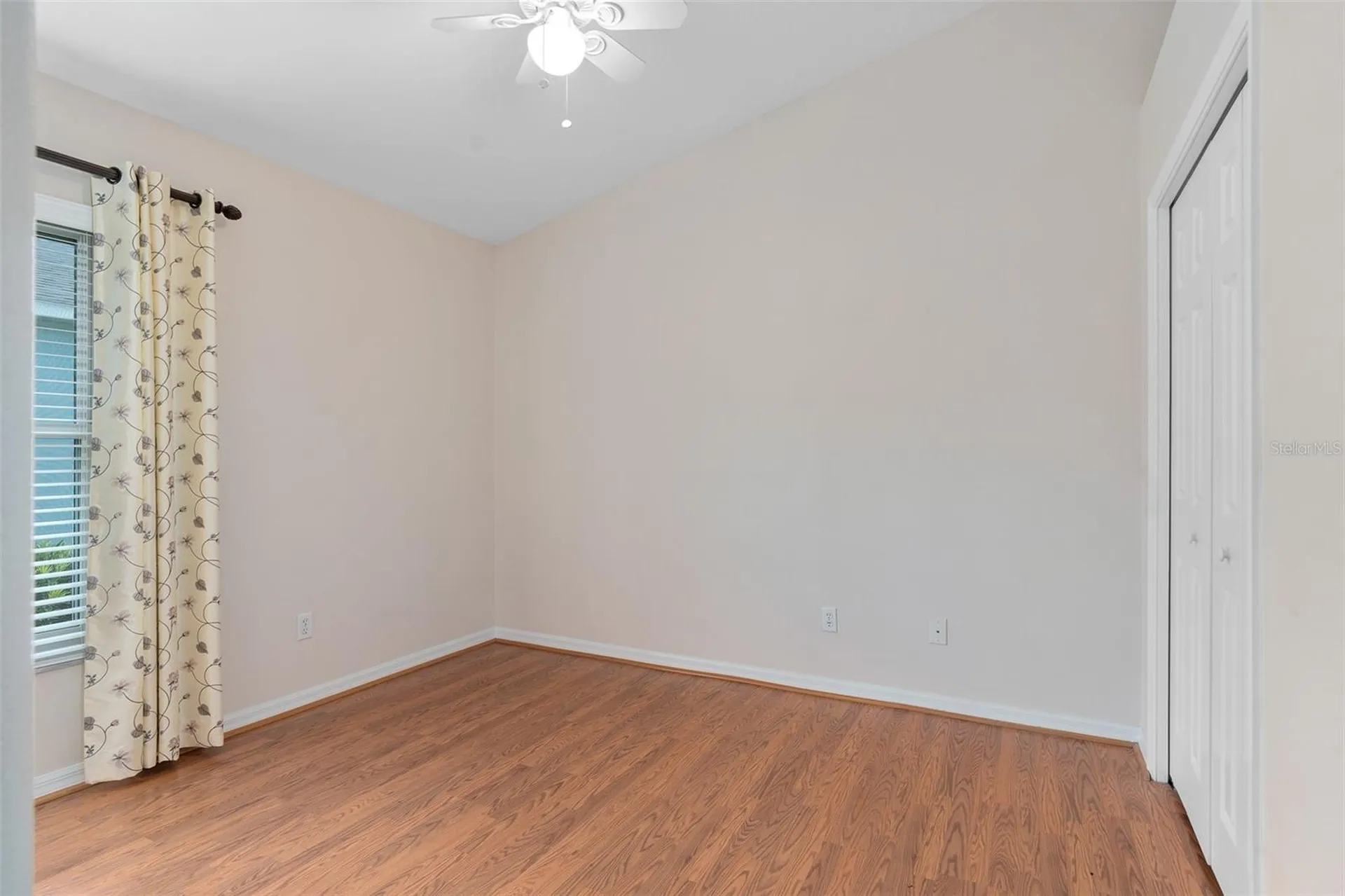 614 Canary Island Court Orlando FL 32828