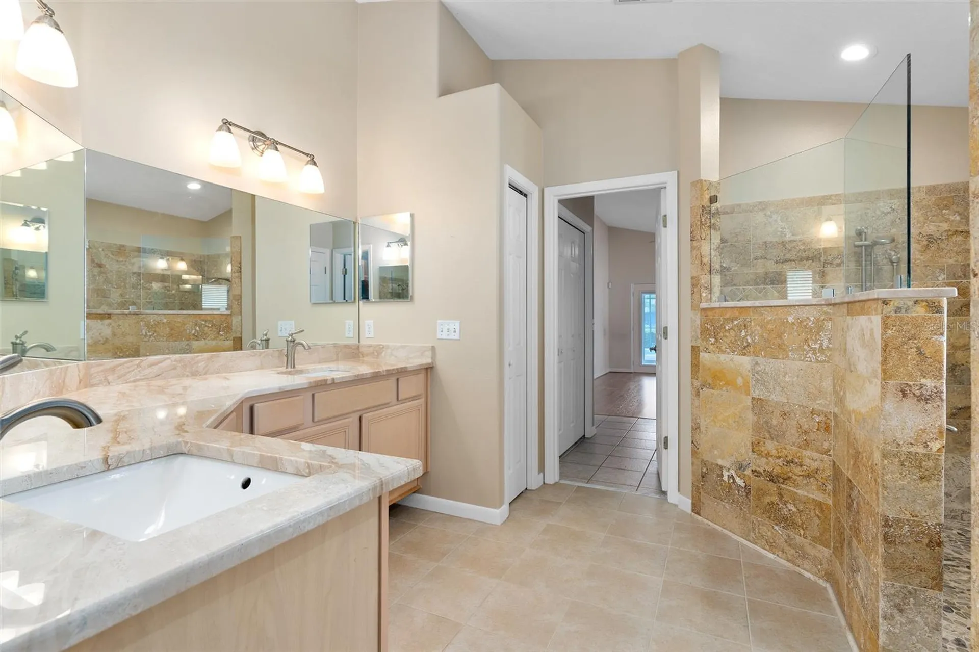 614 Canary Island Court Orlando FL 32828