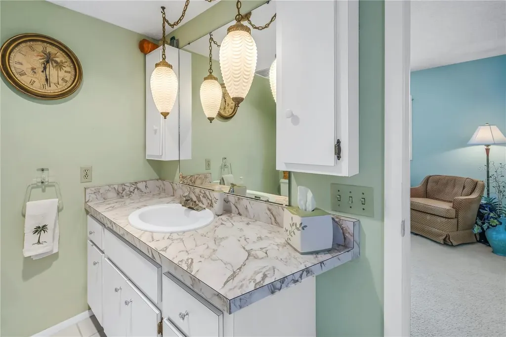 1400 1st Avenue W Bradenton FL 34205