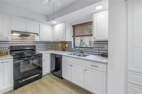 1400 1st Avenue W Bradenton FL 34205