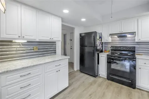1400 1st Avenue W Bradenton FL 34205