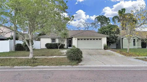 13613 Fawn Ridge Boulevard Tampa FL 33626