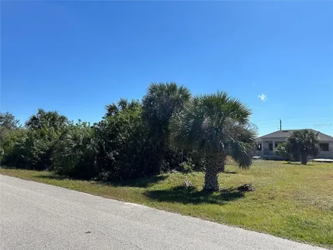 13409 Galveston Avenue Port Charlotte FL 33981