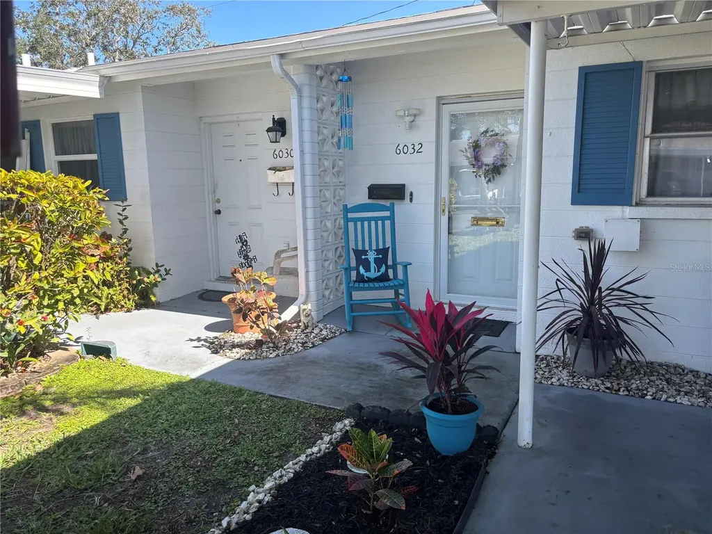 6032 Arlene Way Bradenton FL 34207