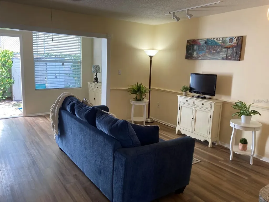 6032 Arlene Way Bradenton FL 34207
