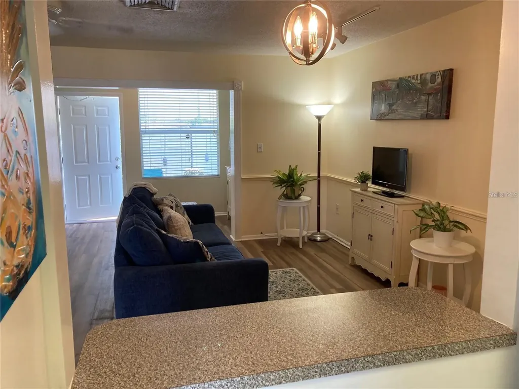 6032 Arlene Way Bradenton FL 34207