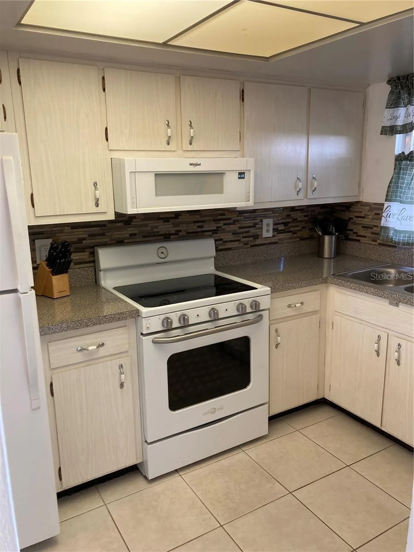 6032 Arlene Way Bradenton FL 34207