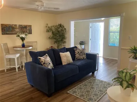 6032 Arlene Way Bradenton FL 34207