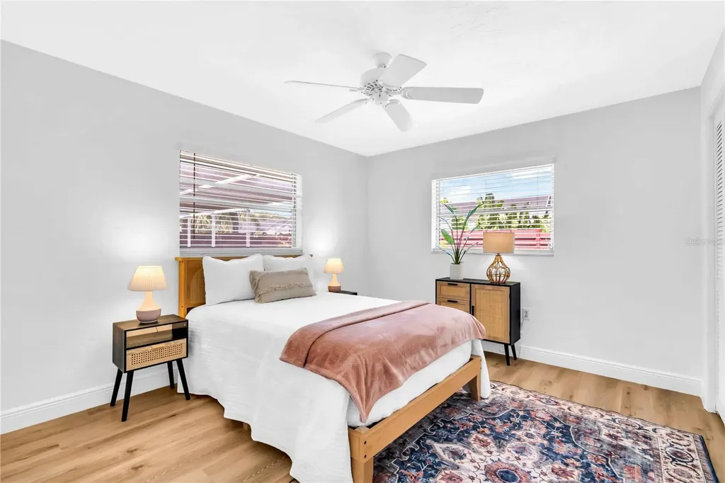 2921 Captiva Drive Sarasota FL 34231