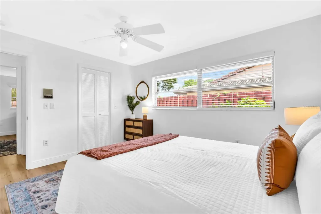 2921 Captiva Drive Sarasota FL 34231
