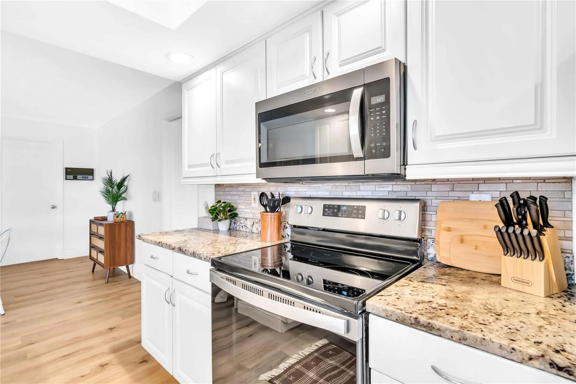 2921 Captiva Drive Sarasota FL 34231