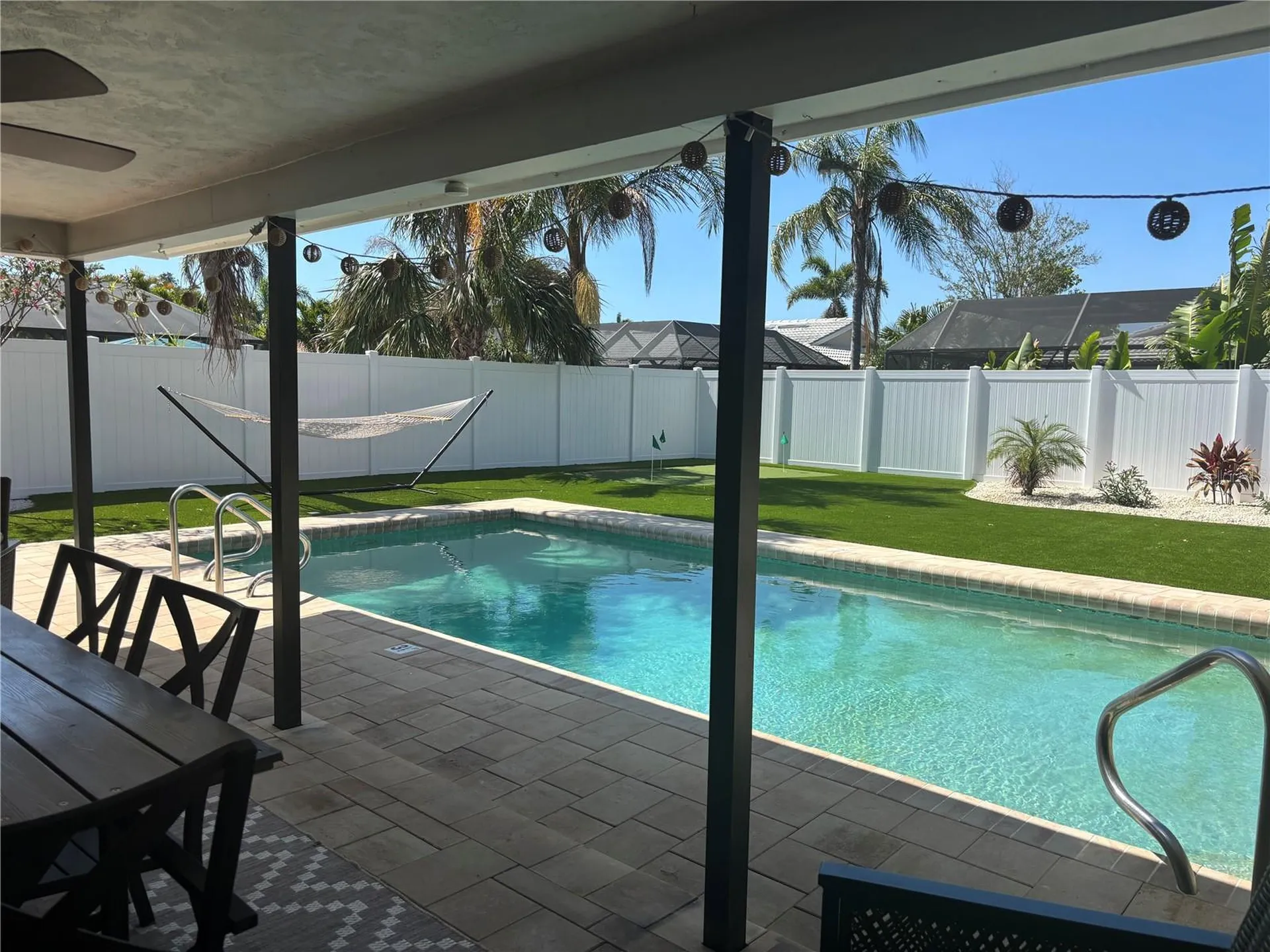 2921 Captiva Drive Sarasota FL 34231