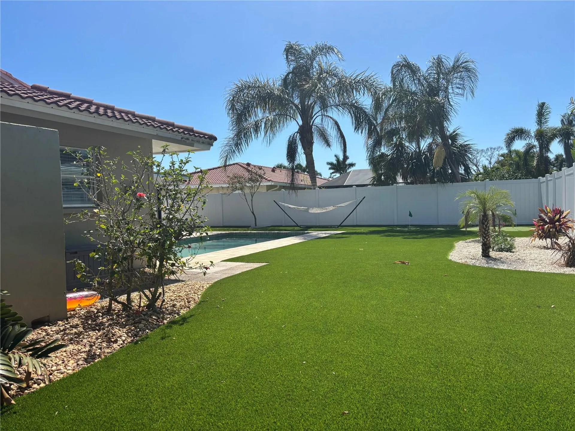 2921 Captiva Drive Sarasota FL 34231