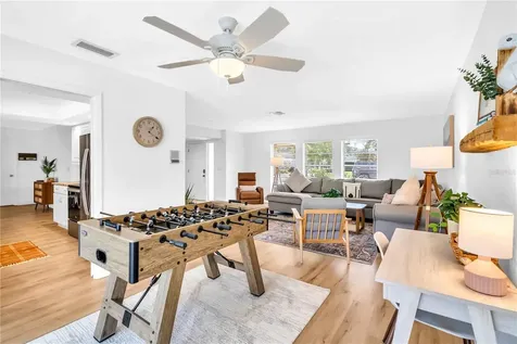 2921 Captiva Drive Sarasota FL 34231