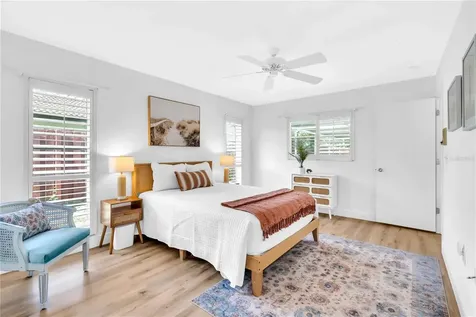 2921 Captiva Drive Sarasota FL 34231