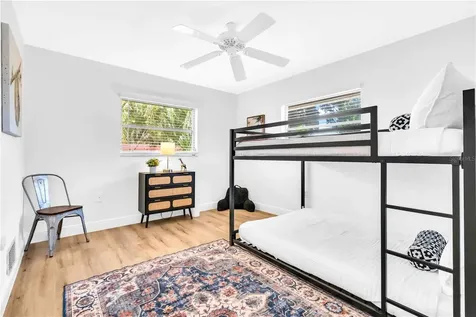 2921 Captiva Drive Sarasota FL 34231