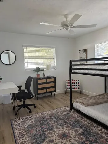 2921 Captiva Drive Sarasota FL 34231