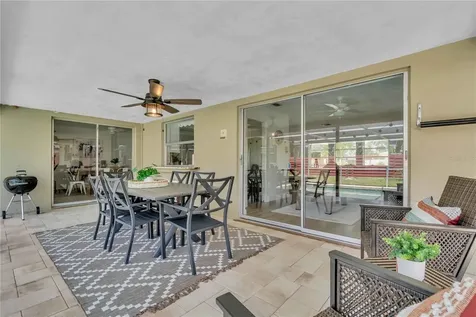 2921 Captiva Drive Sarasota FL 34231