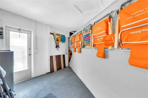 2921 Captiva Drive Sarasota FL 34231