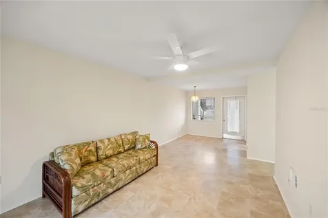 5907 Garden Lane Bradenton FL 34207