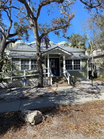 1267 2nd Street Sarasota FL 34236