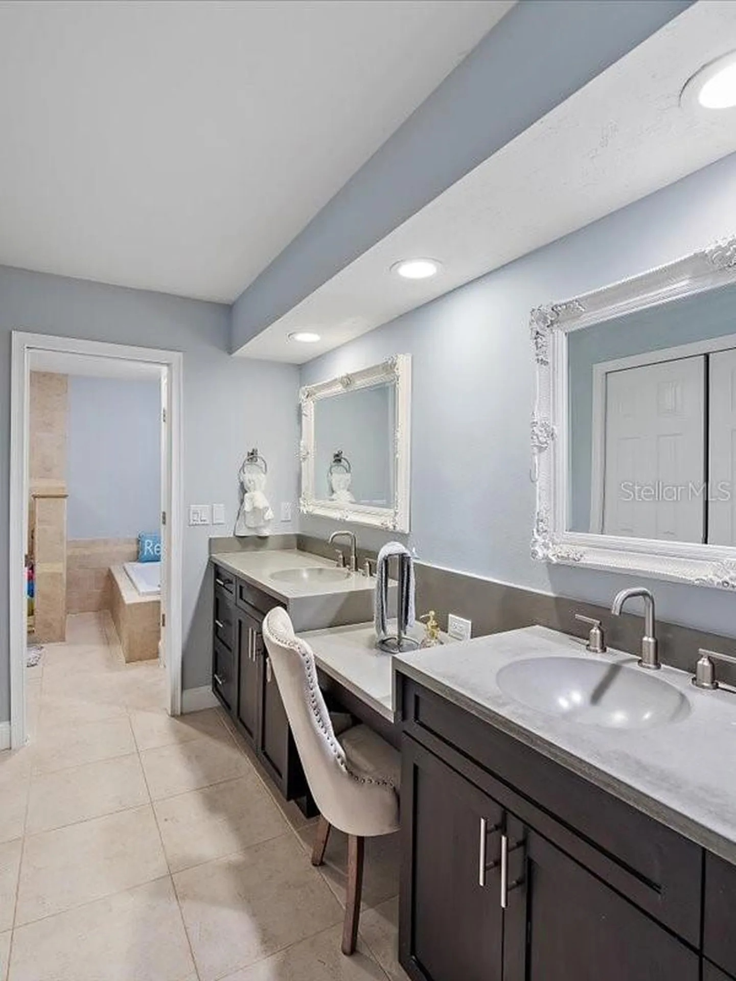 4588 Baycedar Lane Sarasota FL 34241