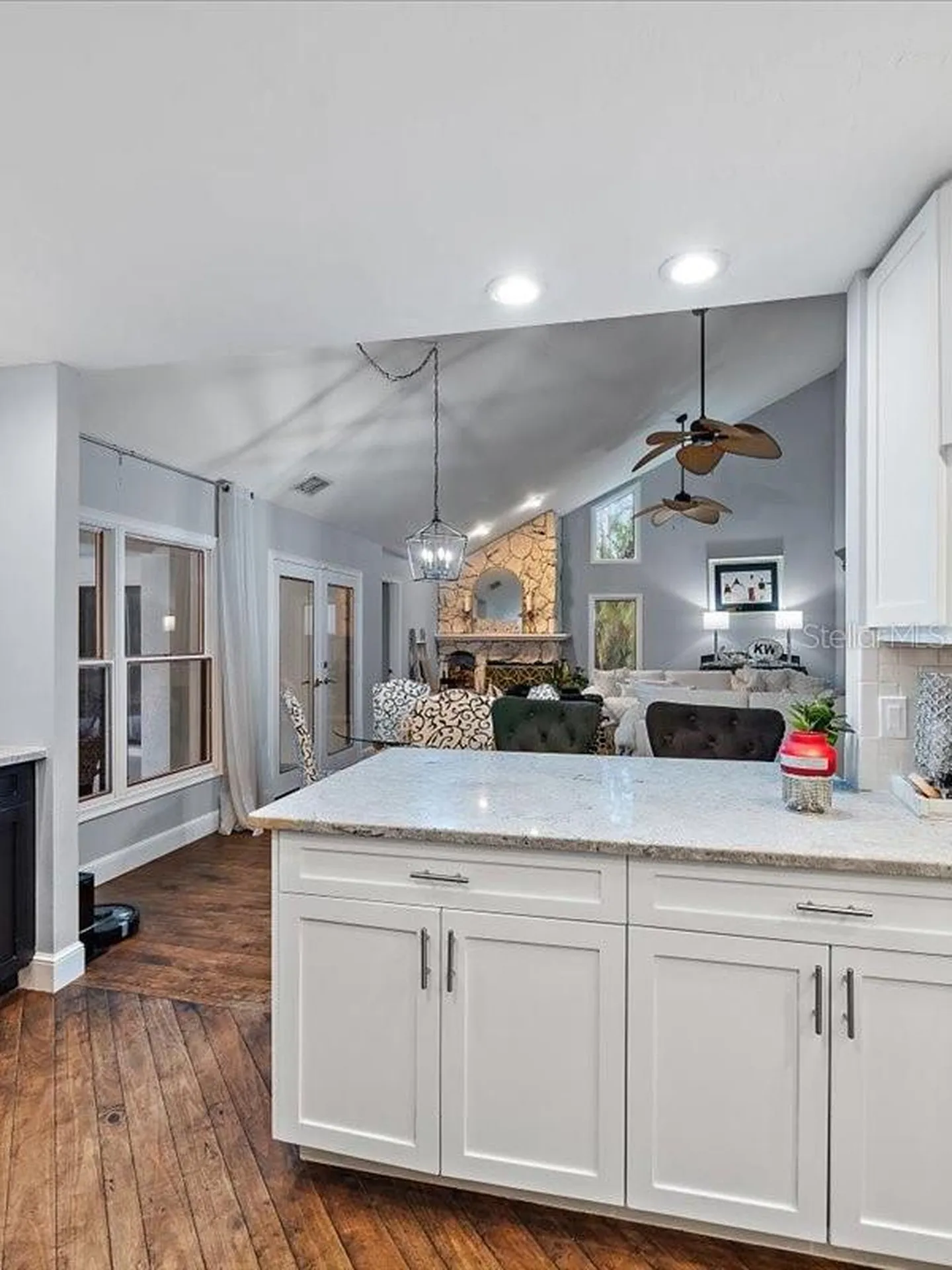 4588 Baycedar Lane Sarasota FL 34241