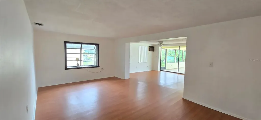 1414 Grand Boulevard Holiday FL 34690
