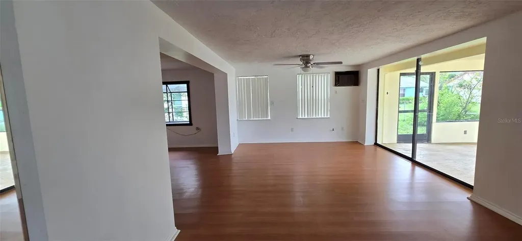 1414 Grand Boulevard Holiday FL 34690