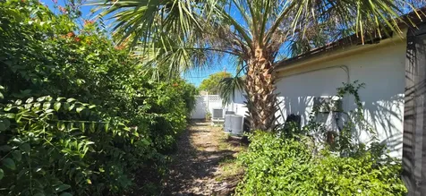 1414 Grand Boulevard Holiday FL 34690