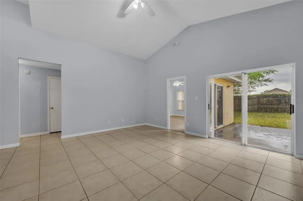 1924 Monkton Road Orlando FL 32837