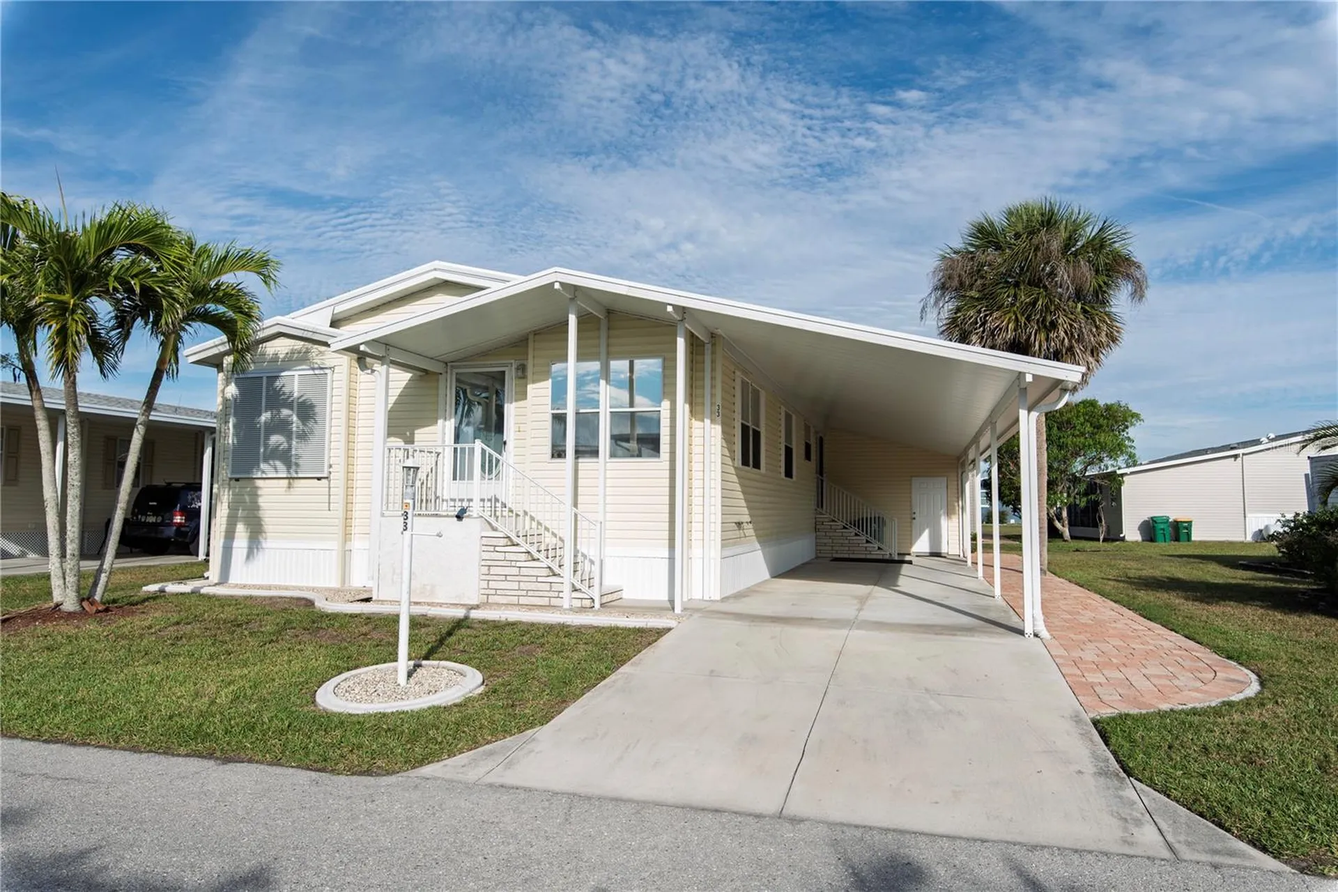 33 Amsterdam Avenue Punta Gorda FL 33950