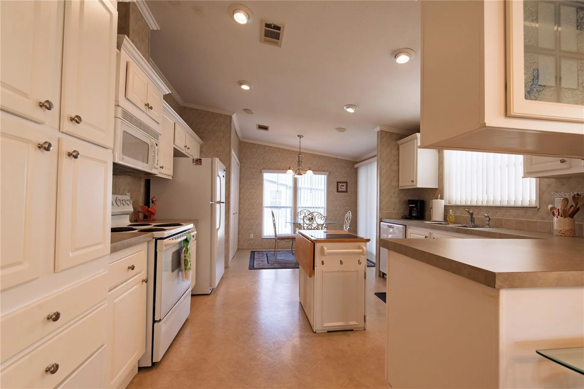 33 Amsterdam Avenue Punta Gorda FL 33950