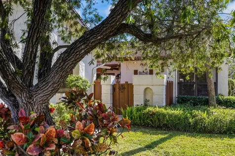 3066 Pelican Place Clearwater FL 33762