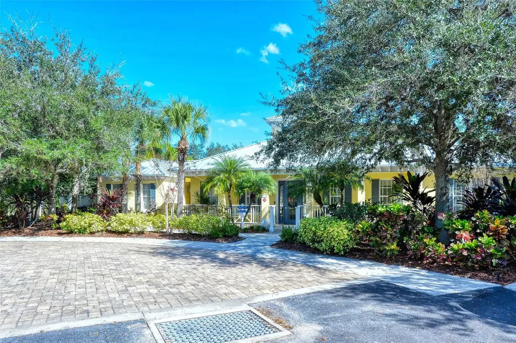 5547 Key West Place Bradenton FL 34203