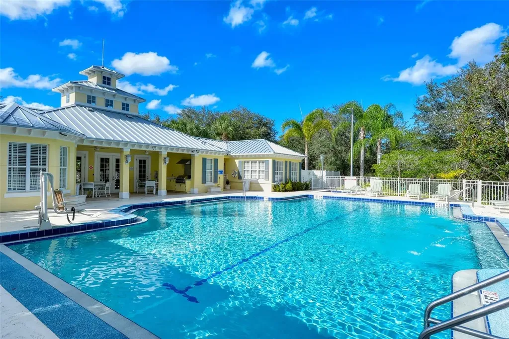 5547 Key West Place Bradenton FL 34203