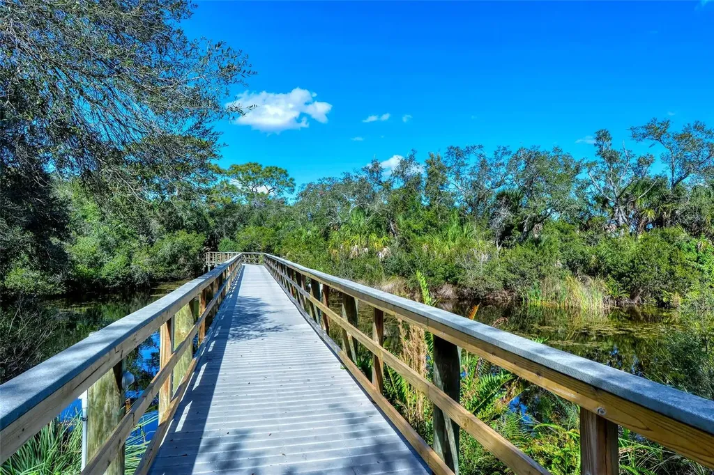 5547 Key West Place Bradenton FL 34203