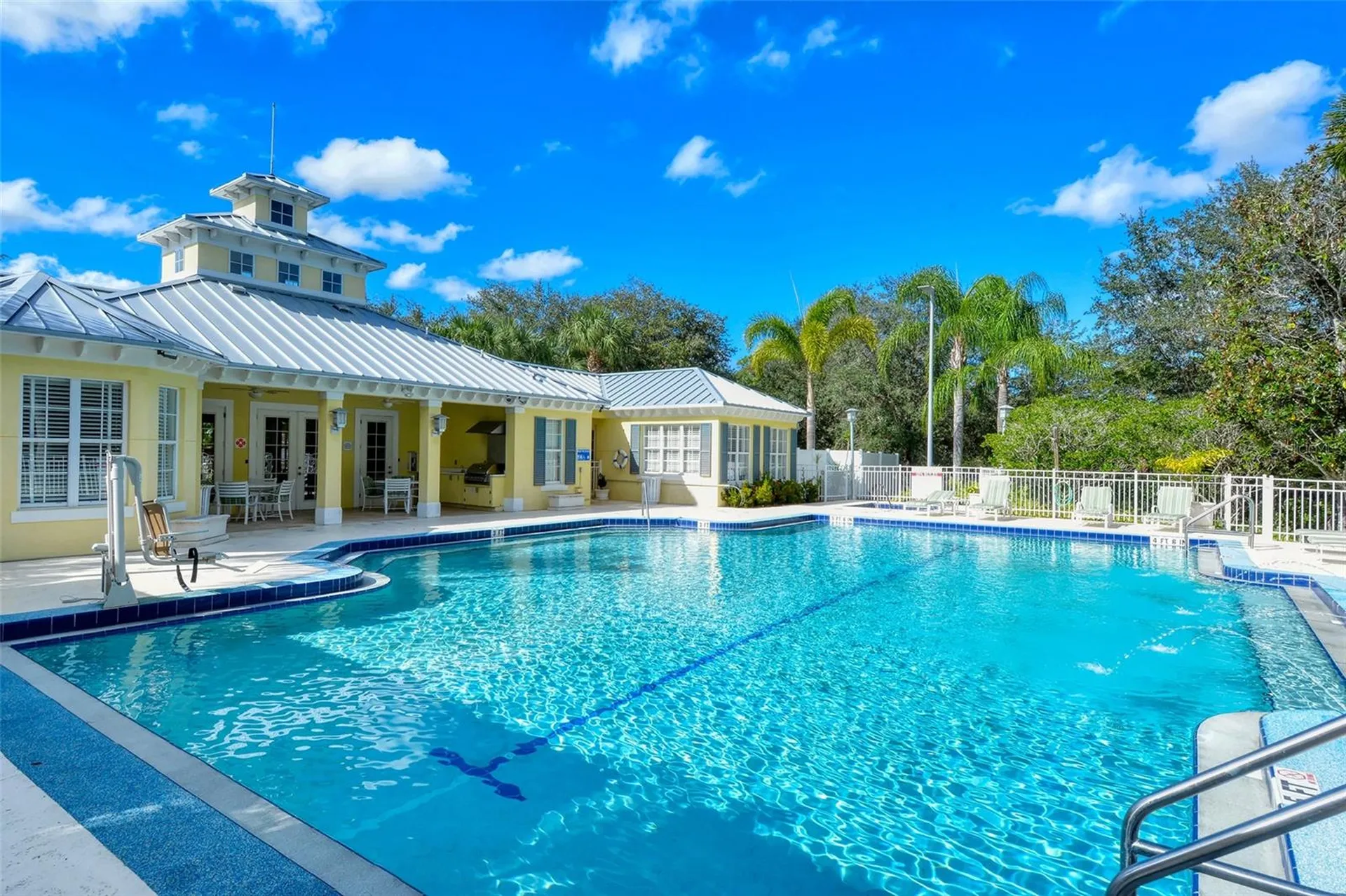 5547 Key West Place Bradenton FL 34203