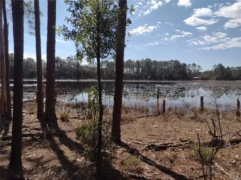 89 Tucker Lake Road Melrose FL 32666