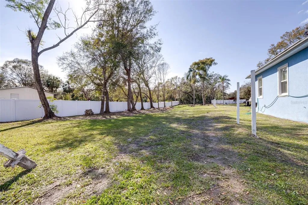 8122 N Newport Avenue Tampa FL 33604
