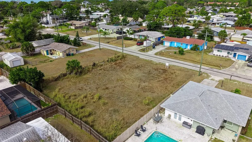 1738 (Lot 11) Wharf Road Sarasota FL 34231