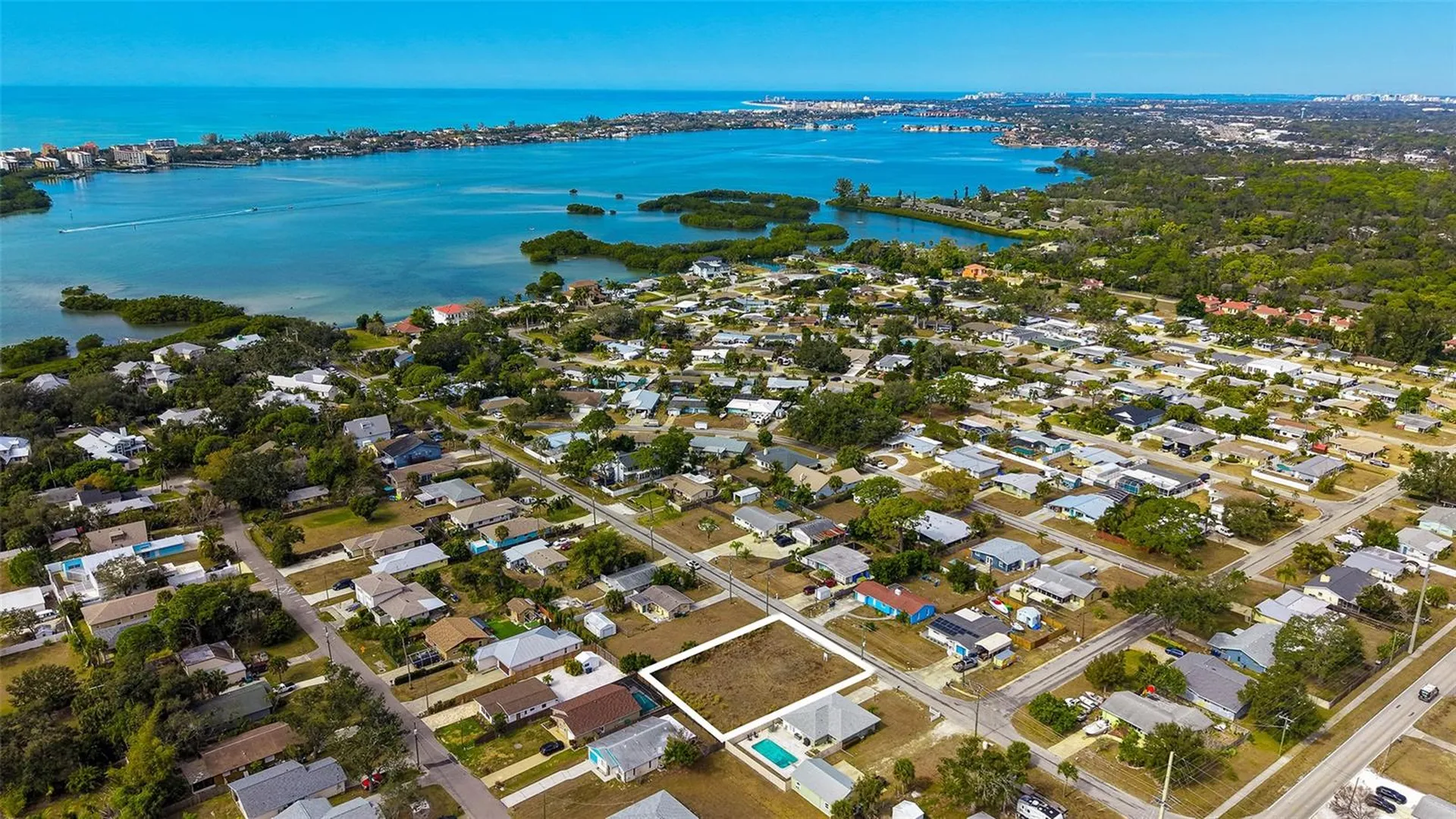 1738 (Lot 11) Wharf Road Sarasota FL 34231