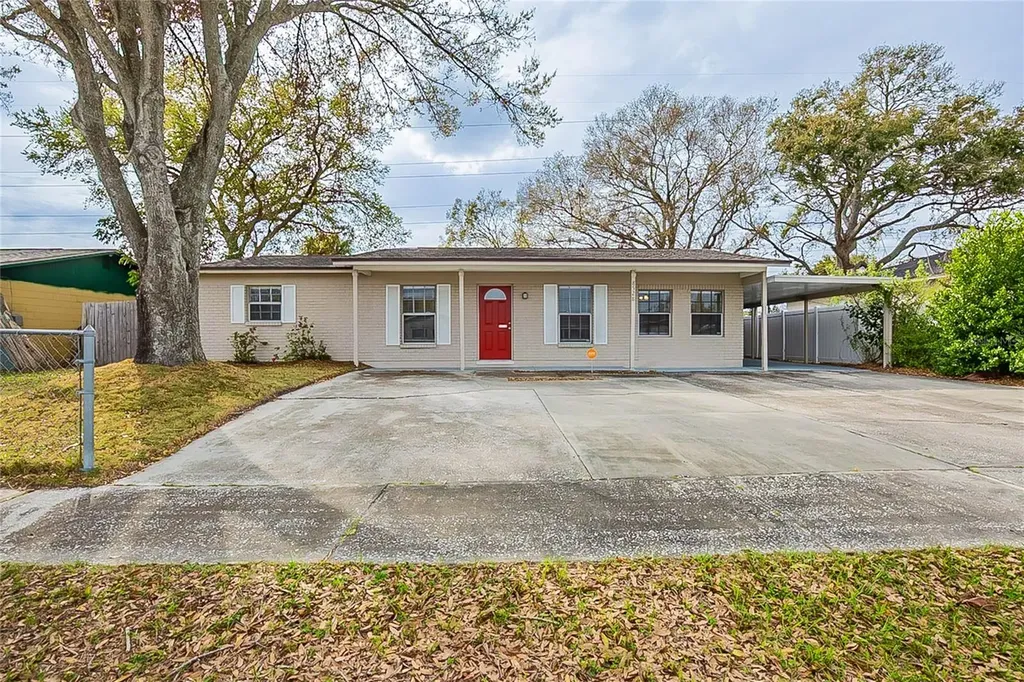 8528 Gold Ridge Circle Tampa FL 33619