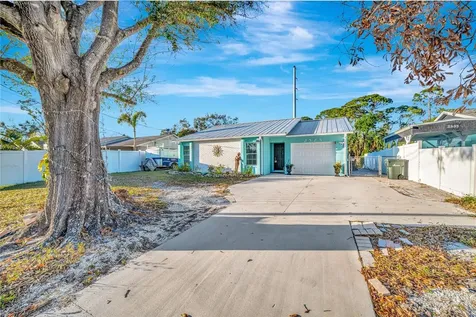 2525 22nd Street Sarasota FL 34234