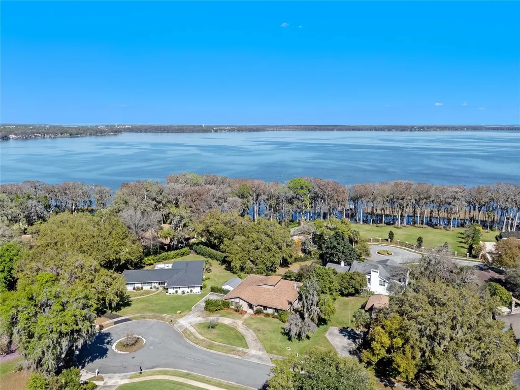 2918 Cocovia Way Leesburg FL 34748
