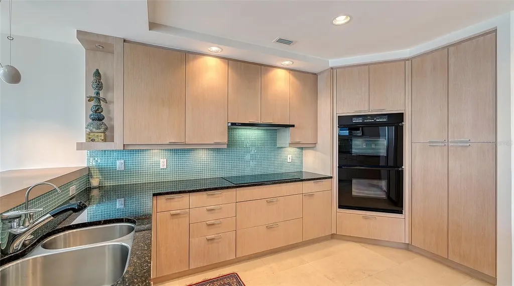 35 Watergate Drive Sarasota FL 34236