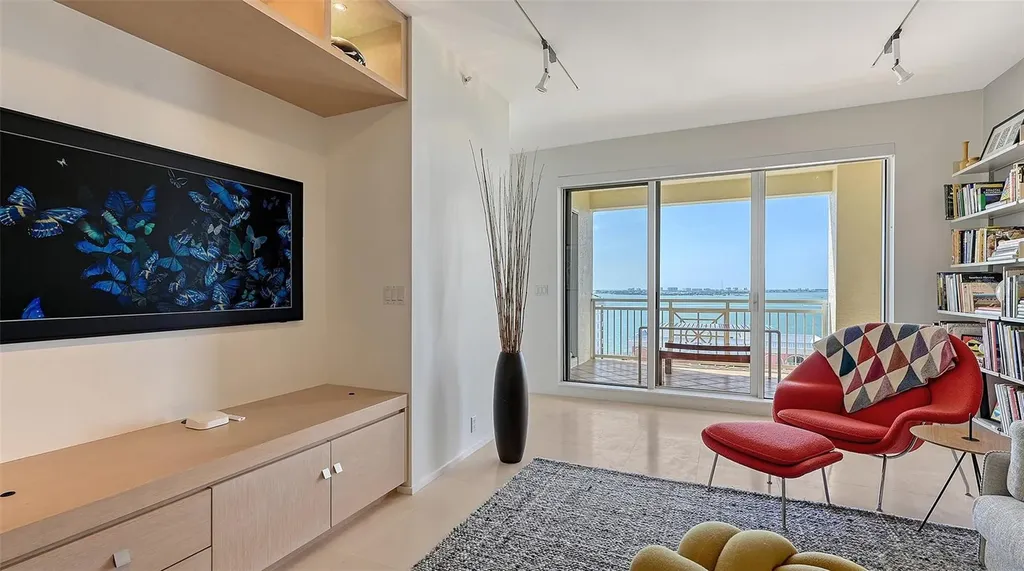 35 Watergate Drive Sarasota FL 34236